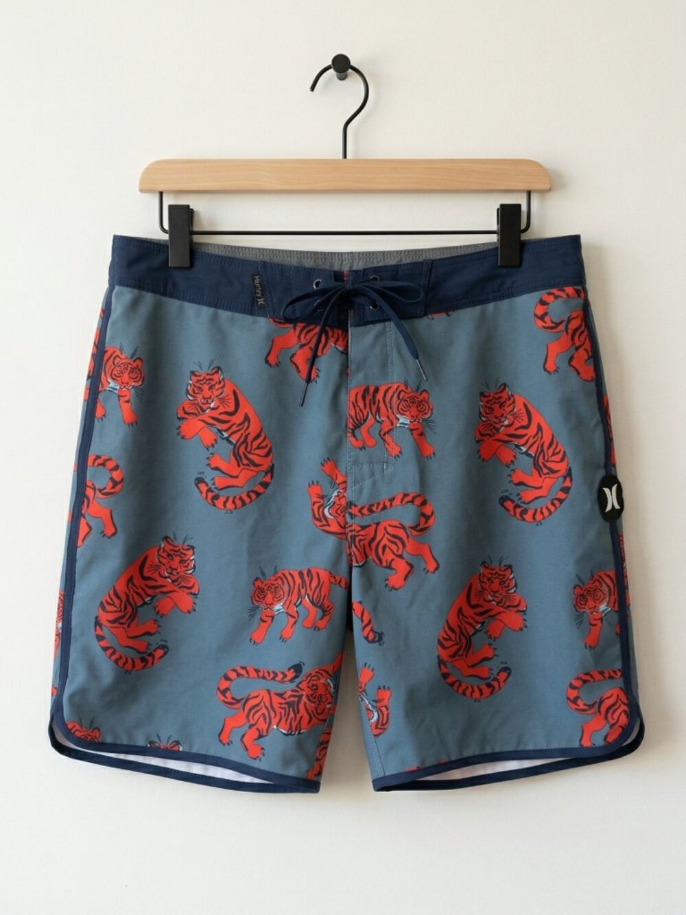 Hurley Phantom Tiger Print Boardshorts Men's Size 30 Blue Orange Swim Trunks